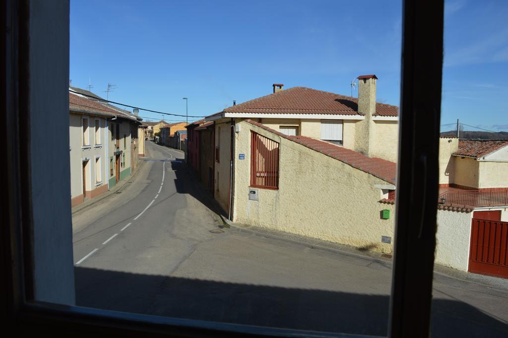 Casa Rural Los Llaganos Villaturiel 外观 照片
