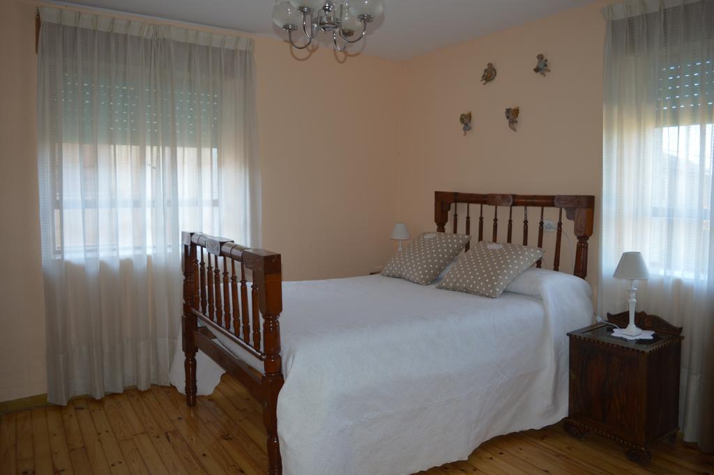 Casa Rural Los Llaganos Villaturiel 外观 照片