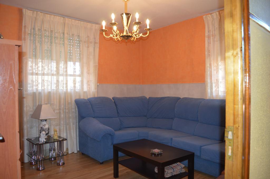 Casa Rural Los Llaganos Villaturiel 外观 照片