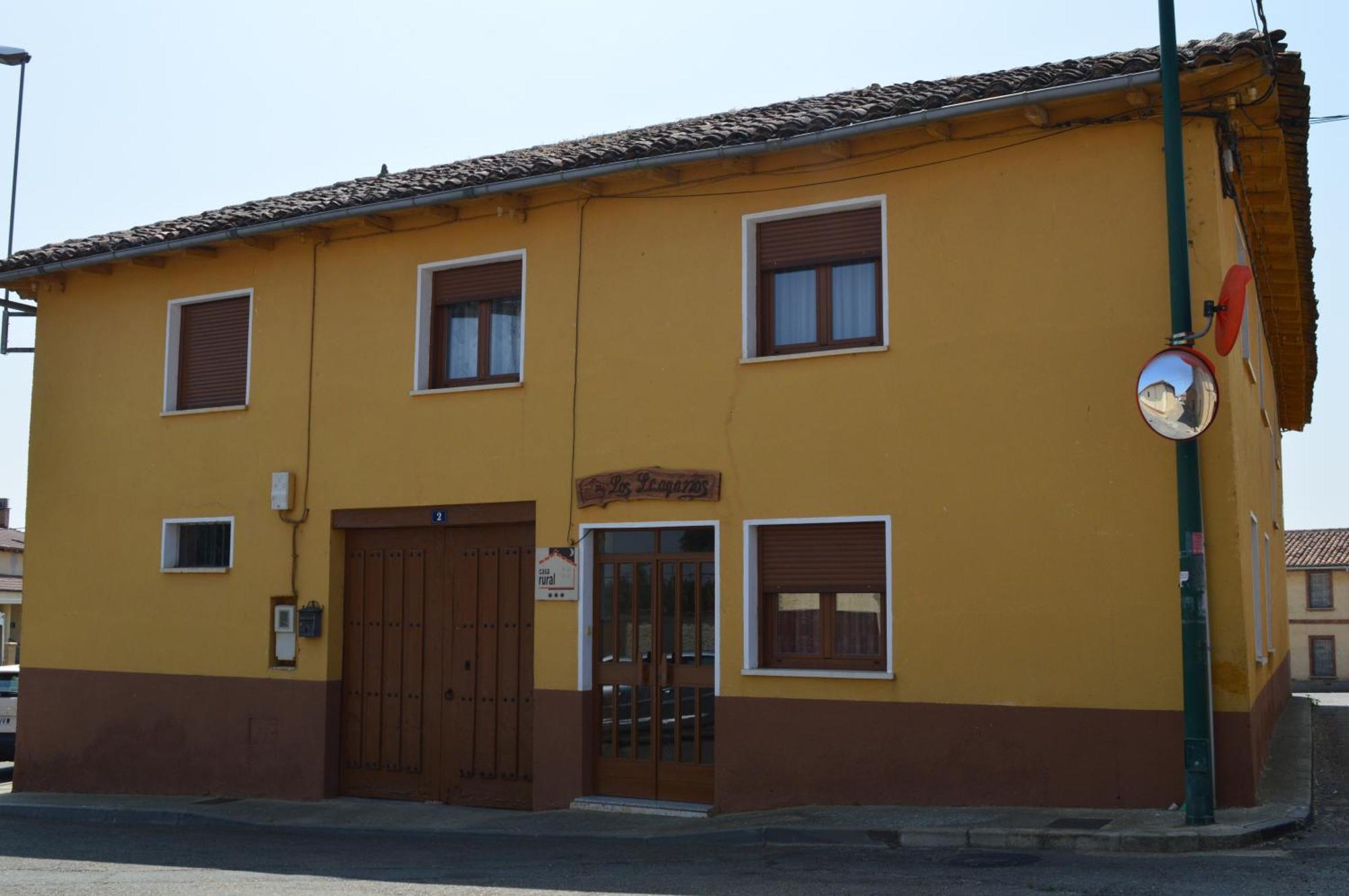 Casa Rural Los Llaganos Villaturiel 外观 照片